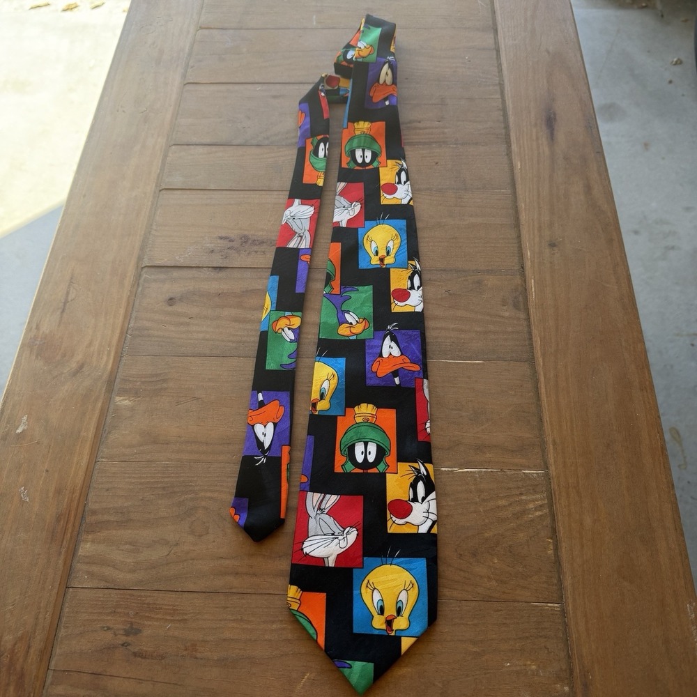 VTG 90s Looney Tunes Mania Colorblock Tie Bugs Bunny Tweety Daffy Sylvester